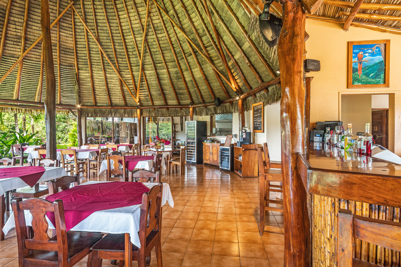 Guacamaya_Lodge_Restaurant_03_small